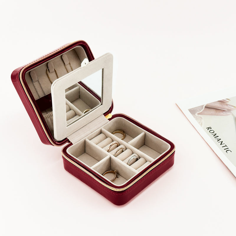 Pearl Travel Jewelry Case - Red