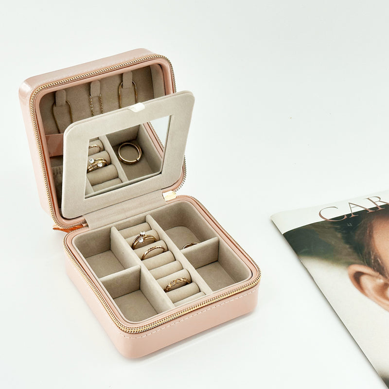Pearl Travel Jewelry Case - Nude
