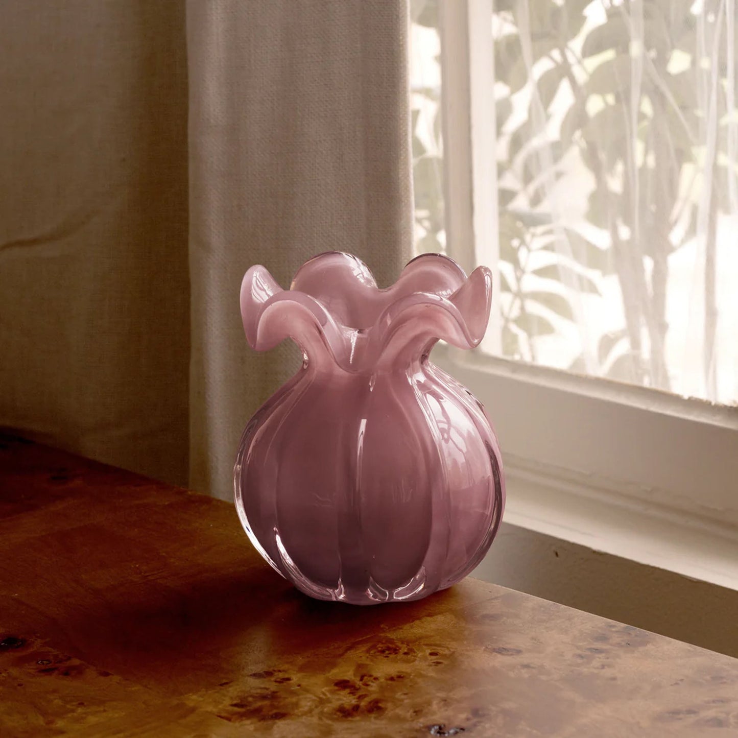 Vento Medium Round Bud Vase (Plum)