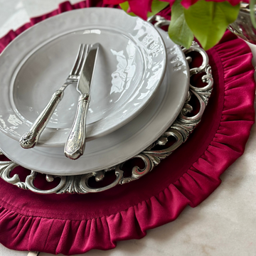 Velvet Round Placemat with Ruffle - Garnett