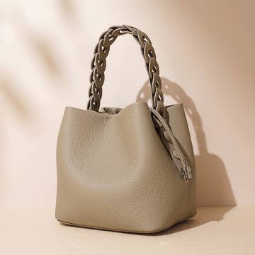 Austin Bucket Bag - Pebble