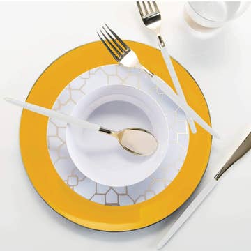 Yellow • 10.25" Round Plastic Plates | 10 Pack