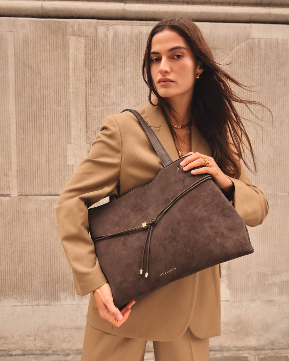 LORI TOTE BAG | Bitter Chocolate Suedette|