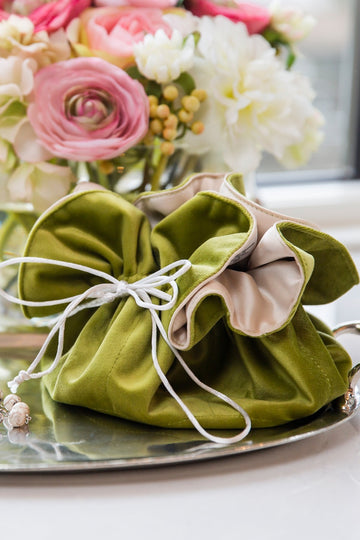 Jewelry Blossom Pouch - Velvet Pear