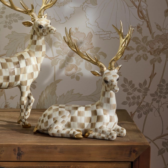 Mocha Check Resting Deer