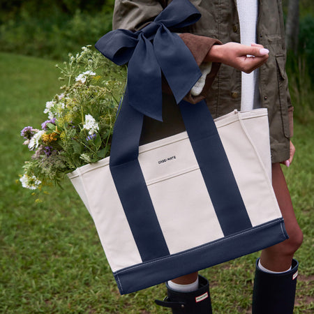 Canvas Tote - Canvas Oxford Navy Bow