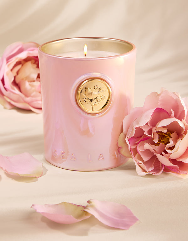 Sea La Vie Always Cardinal Candle