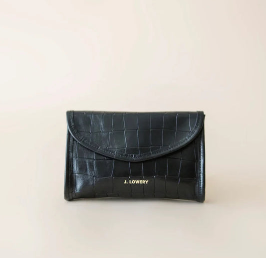 BYRDIE | Black Croc
