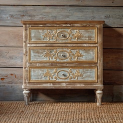 Salon Chest