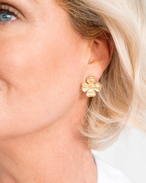 Dogwood Flower Stud Earrings