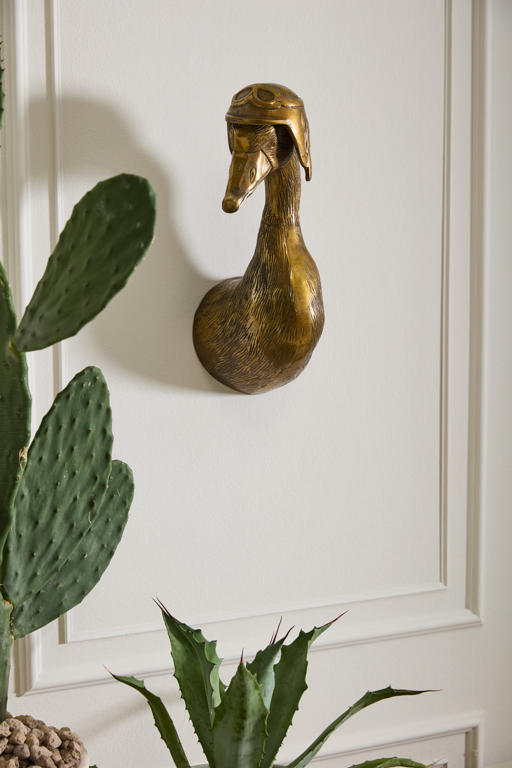 Charlie Wall Mount
