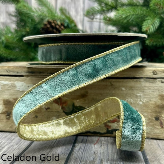 Lush Velvet Metallic gold / celadon