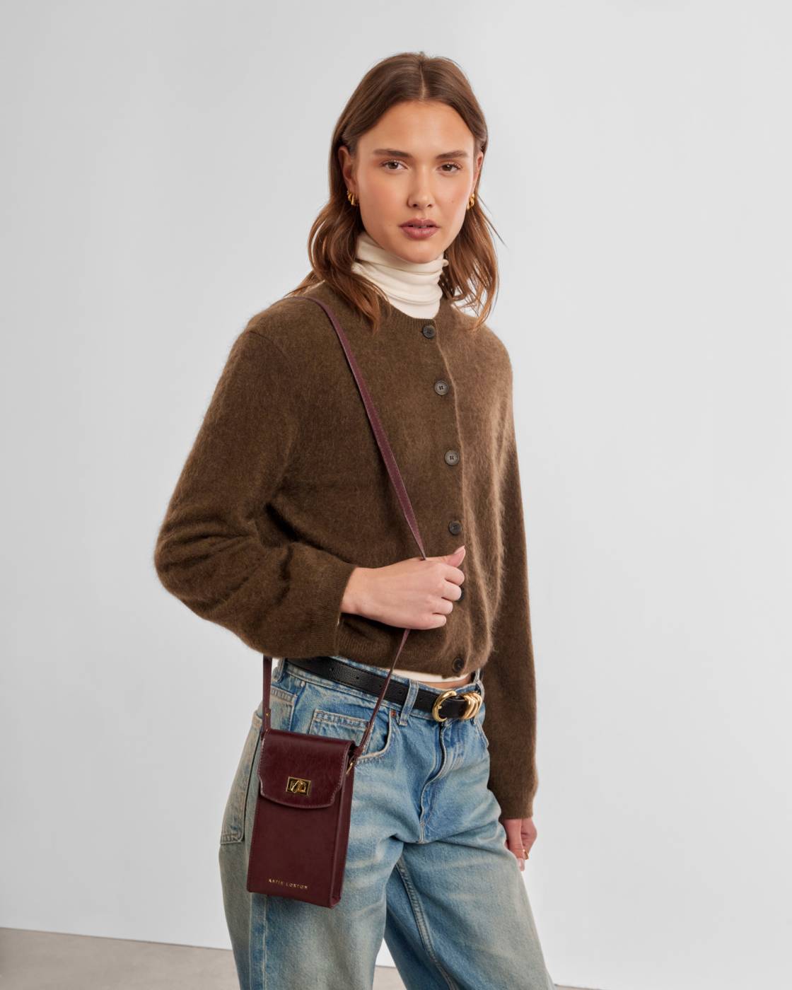 ORIN TWIST LOCK SLIM BAG | Cherry Suedette